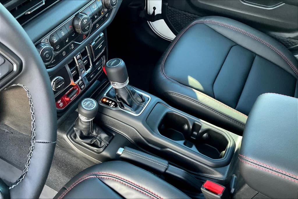 new 2025 Jeep Gladiator car, priced at $47,500
