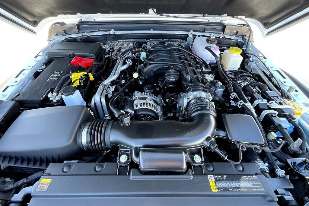 new 2025 Jeep Gladiator car, priced at $47,500