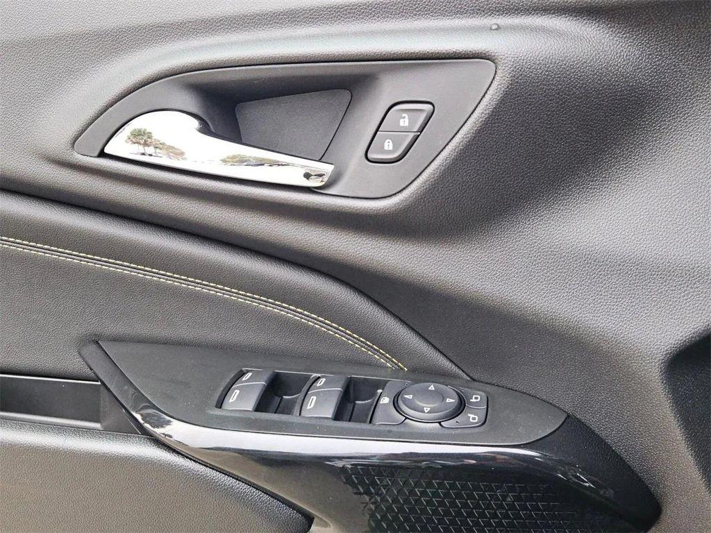 new 2026 Chevrolet Trax car, priced at $25,385