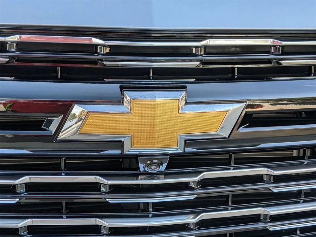 new 2026 Chevrolet Suburban car, priced at $90,205