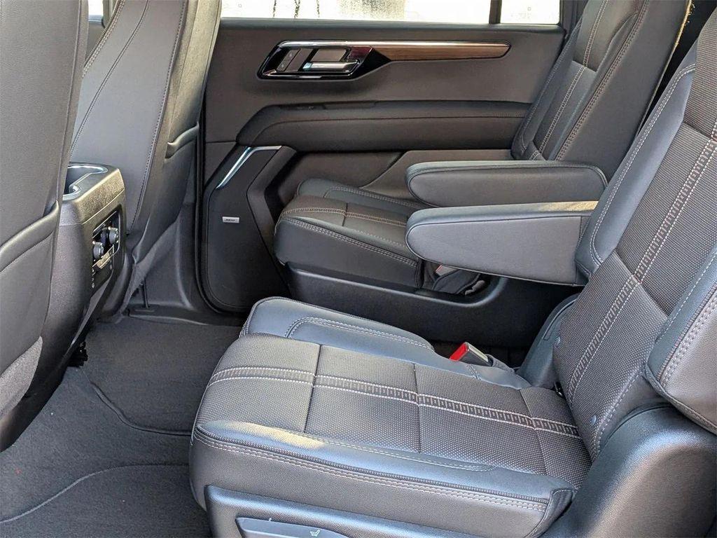 new 2026 Chevrolet Suburban car, priced at $90,205