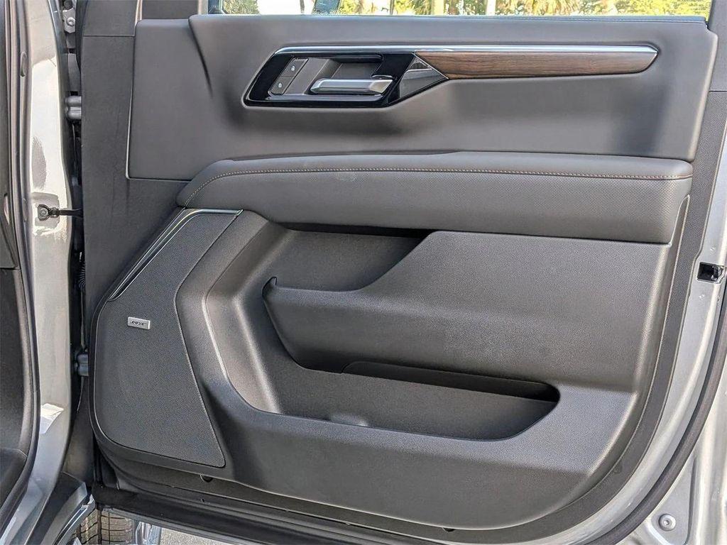 new 2026 Chevrolet Suburban car, priced at $90,205