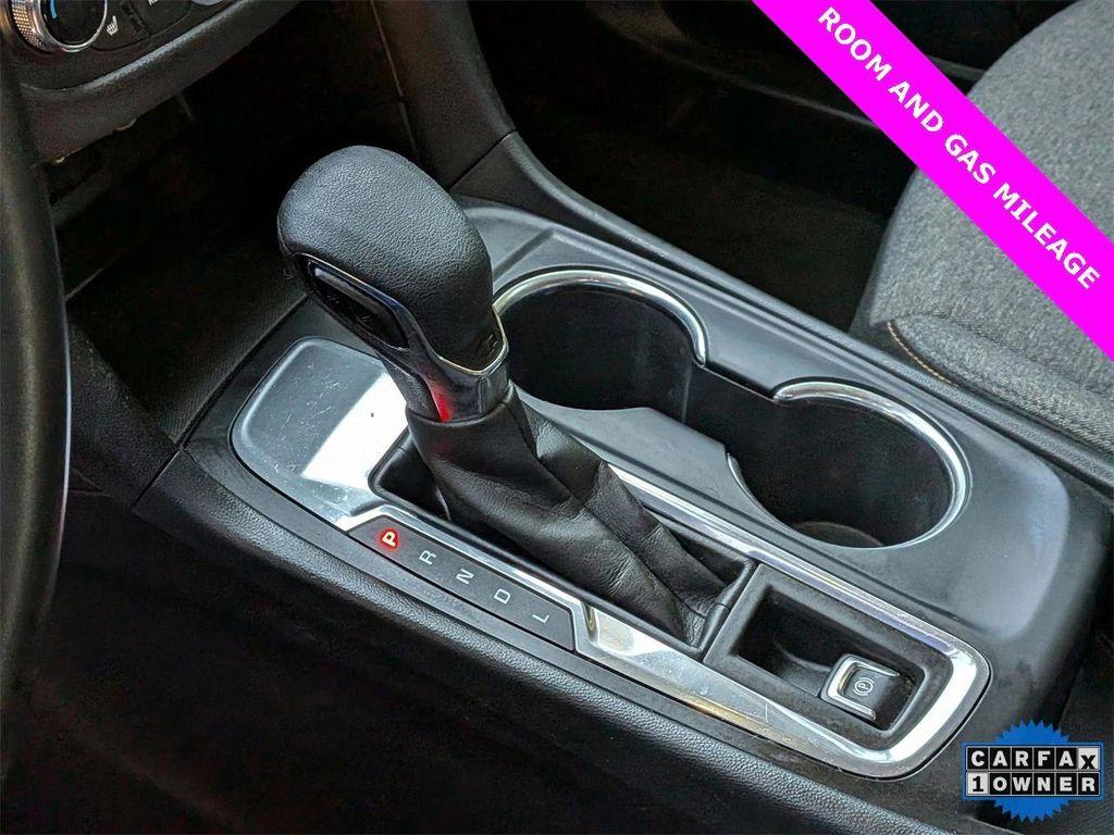 used 2024 Chevrolet Equinox car, priced at $20,888