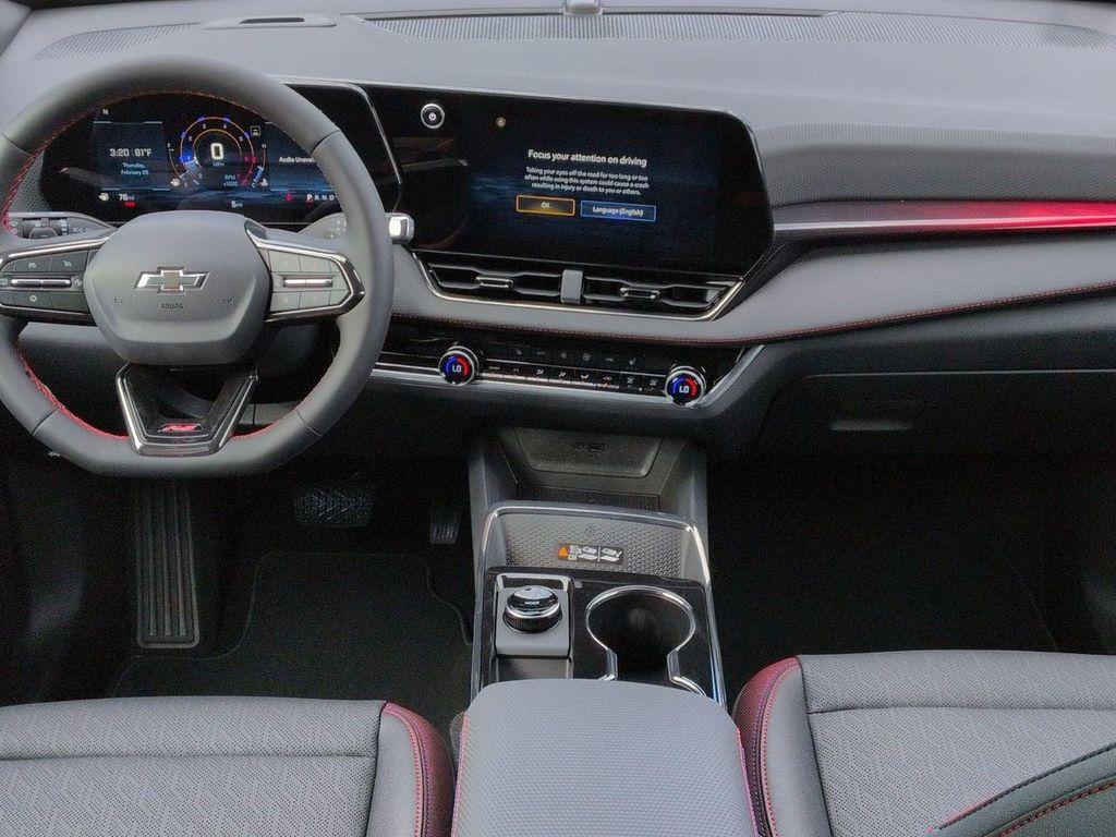 new 2026 Chevrolet Equinox car, priced at $32,927