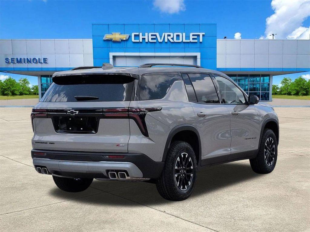 new 2026 Chevrolet Traverse car, priced at $51,055