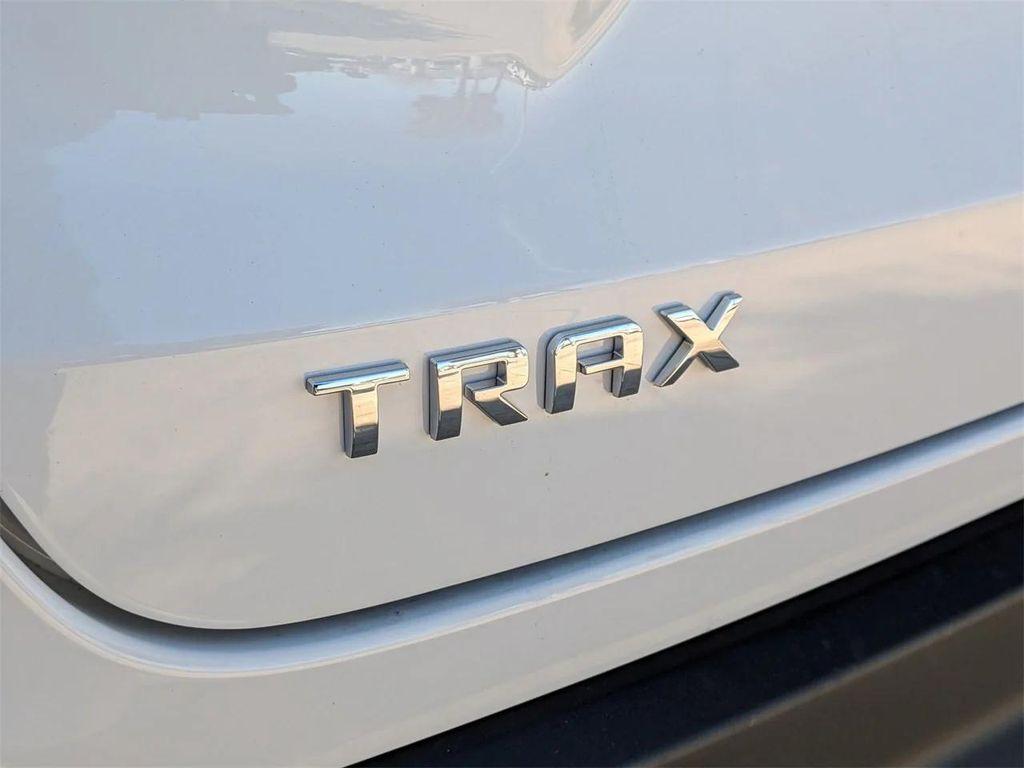 new 2026 Chevrolet Trax car, priced at $25,885