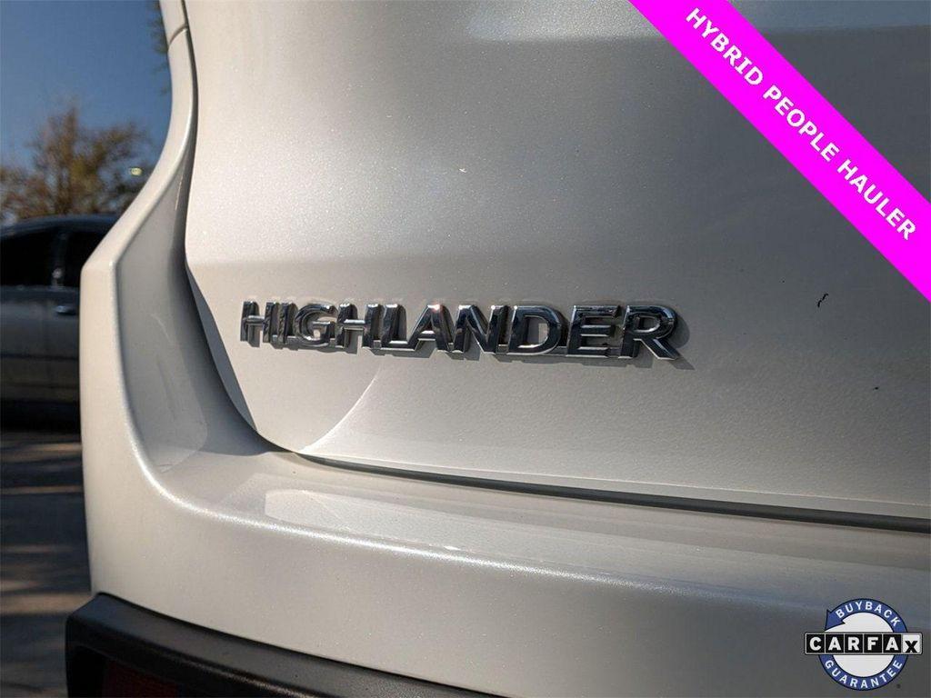 used 2019 Toyota Highlander Hybrid car, priced at $23,688