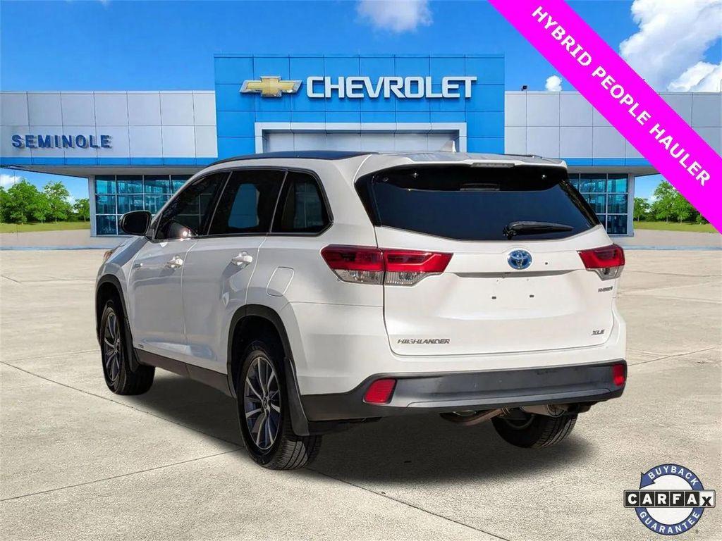 used 2019 Toyota Highlander Hybrid car, priced at $23,688