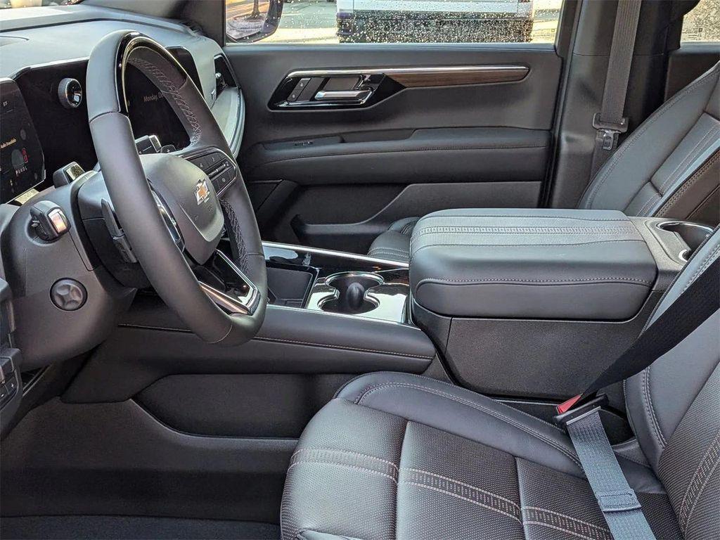 new 2026 Chevrolet Suburban car, priced at $94,435