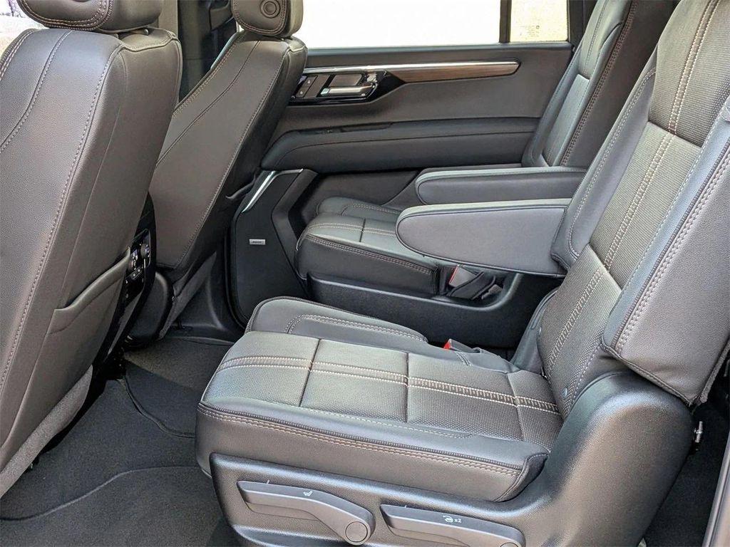 new 2026 Chevrolet Suburban car, priced at $94,435