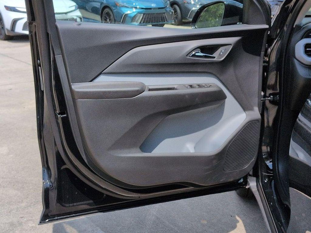 new 2027 Chevrolet Bolt car, priced at $27,790