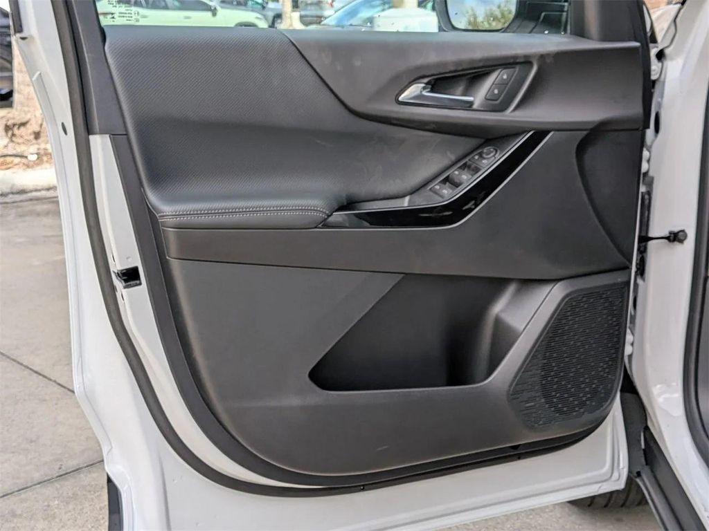 new 2026 Chevrolet Equinox car, priced at $27,835