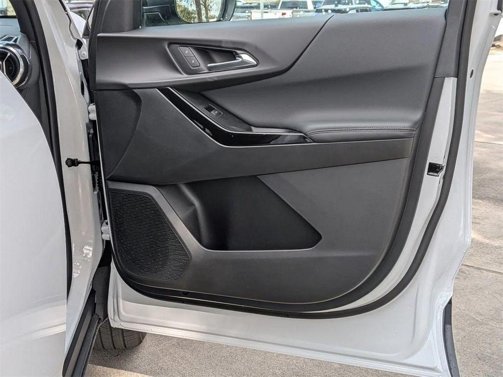 new 2026 Chevrolet Equinox car, priced at $27,835