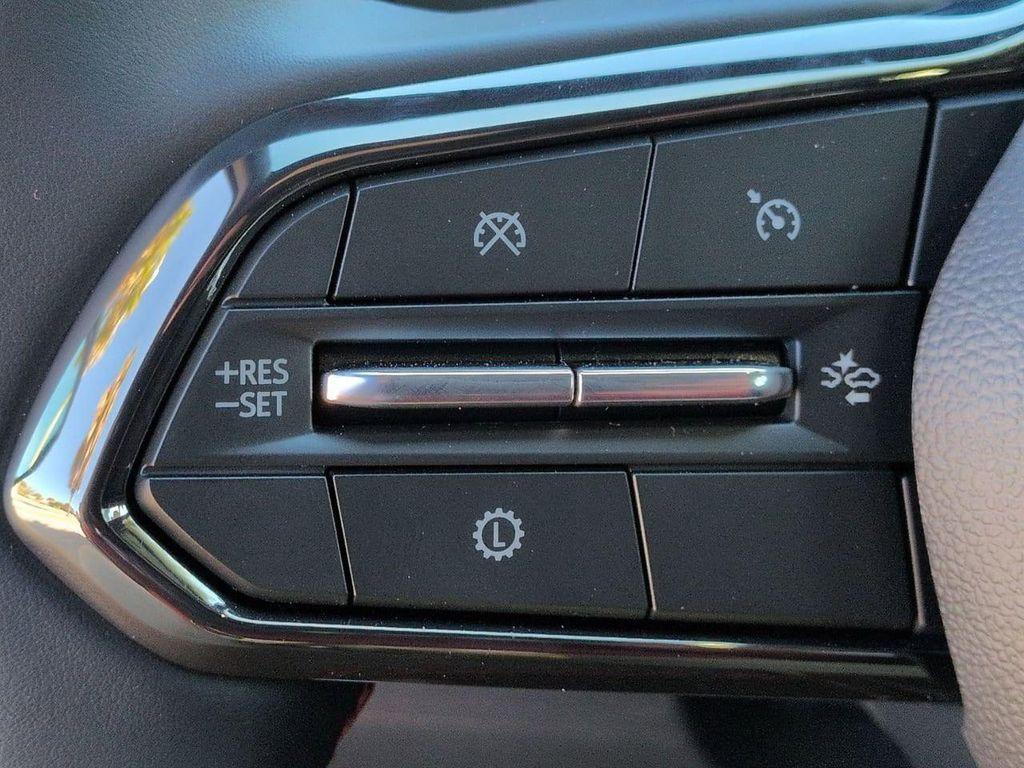 new 2026 Chevrolet Equinox car, priced at $31,932