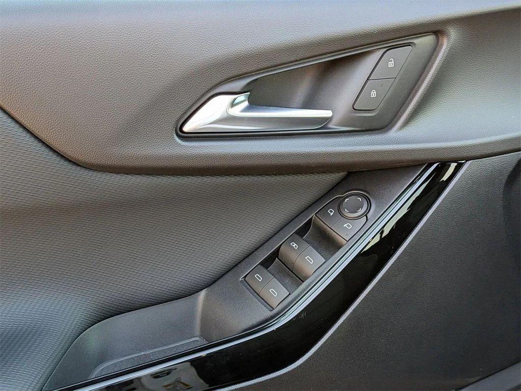 new 2026 Chevrolet Equinox car, priced at $27,390