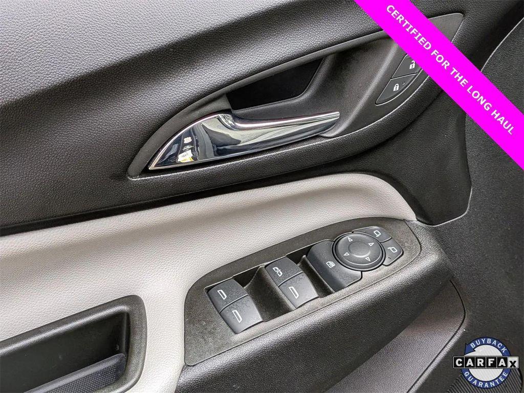 used 2023 Chevrolet Equinox car, priced at $17,288