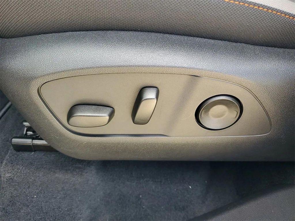 new 2026 Chevrolet Traverse car, priced at $45,540