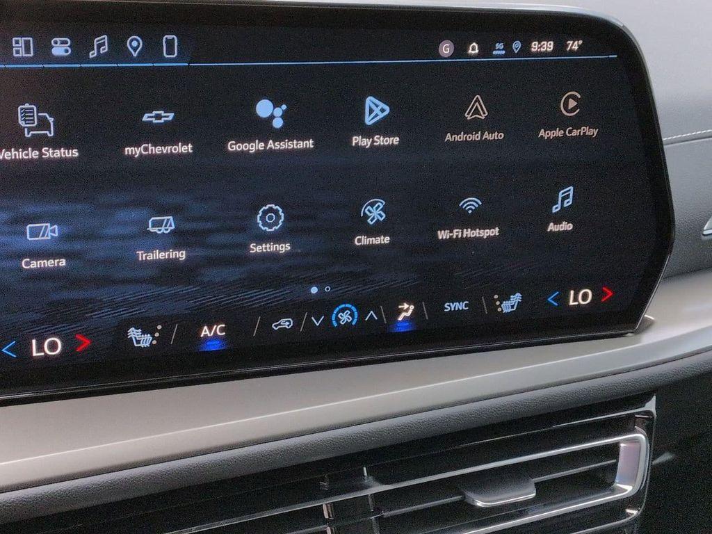 new 2026 Chevrolet Traverse car, priced at $43,305