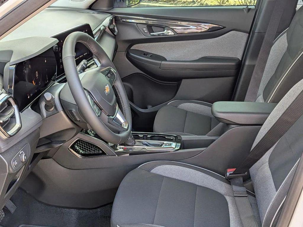 new 2026 Chevrolet TrailBlazer car, priced at $26,170