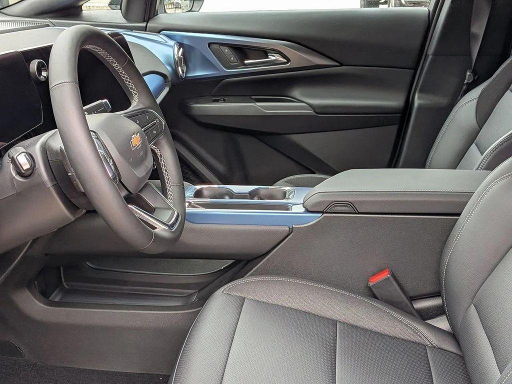 new 2026 Chevrolet Equinox EV car, priced at $31,544