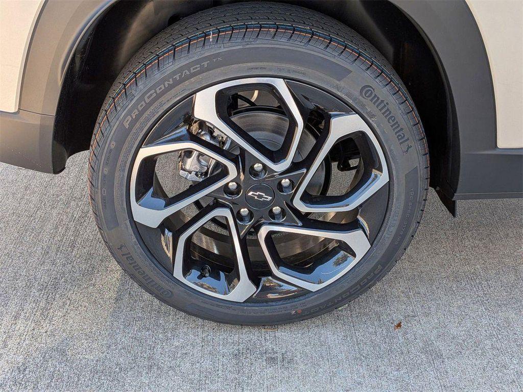 new 2026 Chevrolet Trax car, priced at $25,385