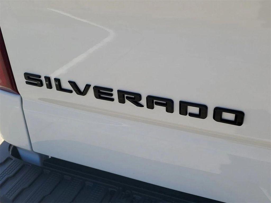 new 2025 Chevrolet Silverado 1500 car, priced at $38,990
