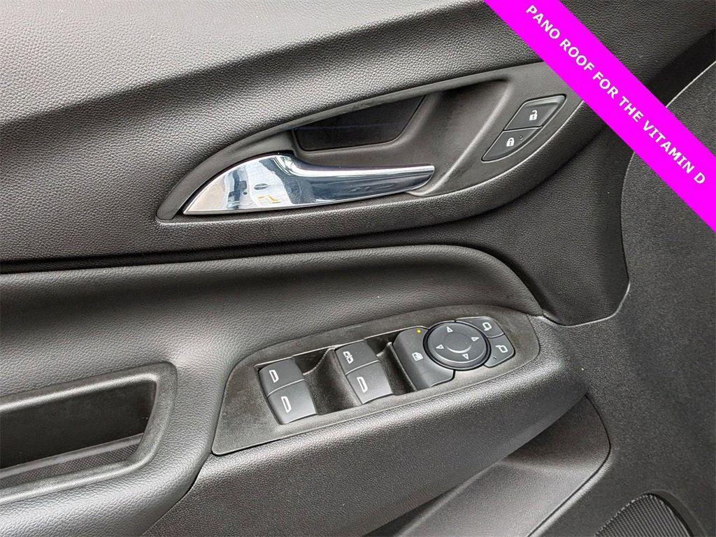 used 2022 Chevrolet Equinox car, priced at $17,188