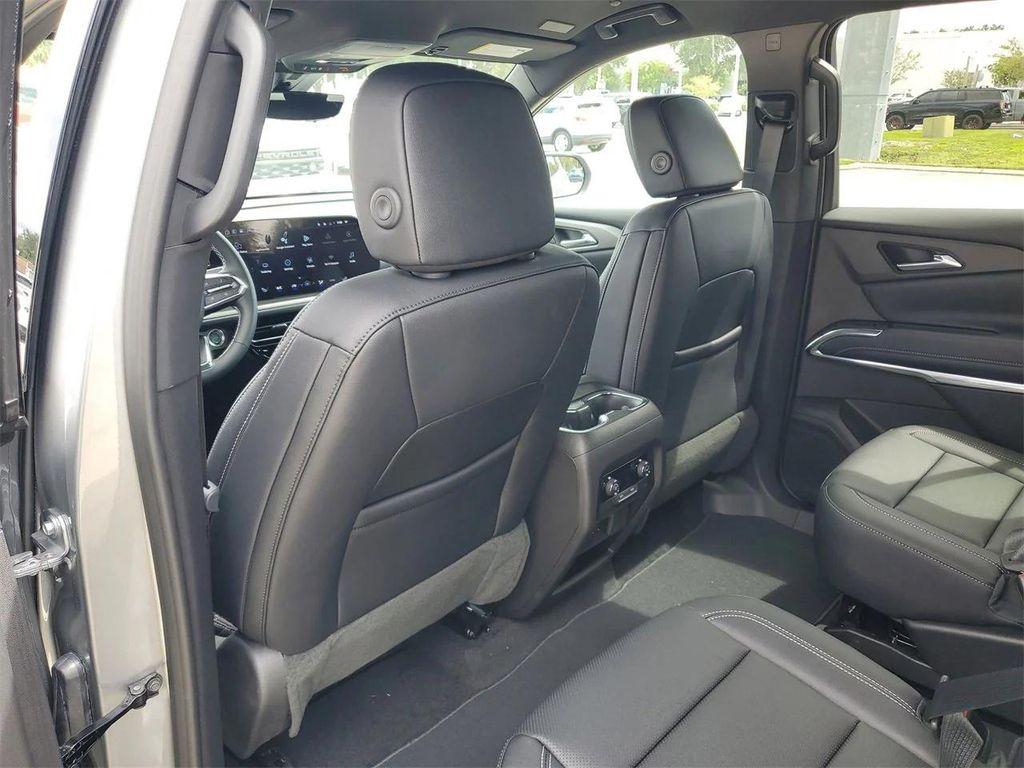 new 2026 Chevrolet Traverse car, priced at $47,765