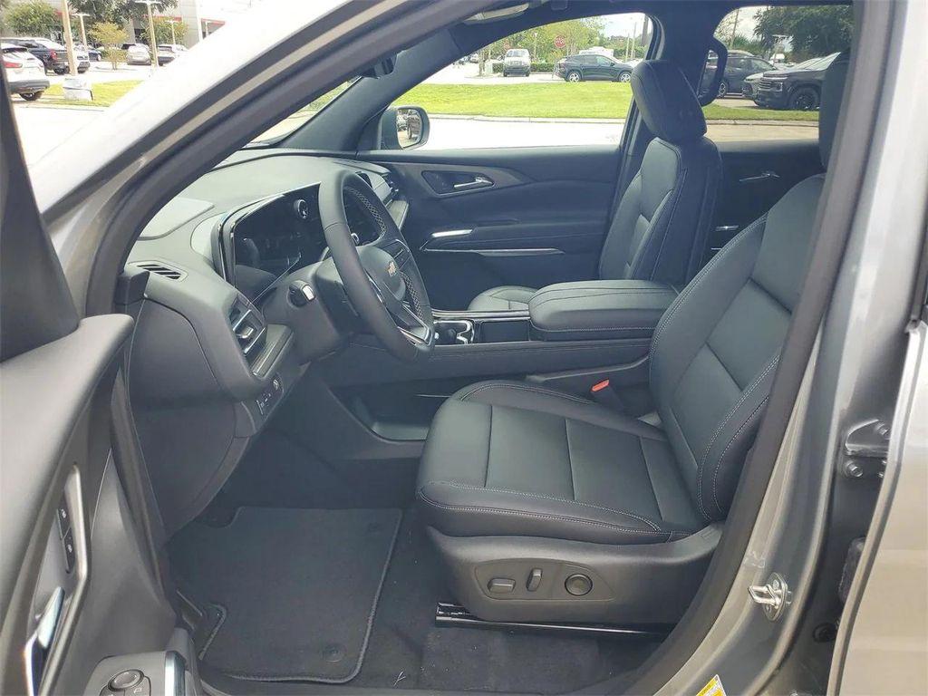 new 2026 Chevrolet Traverse car, priced at $47,765