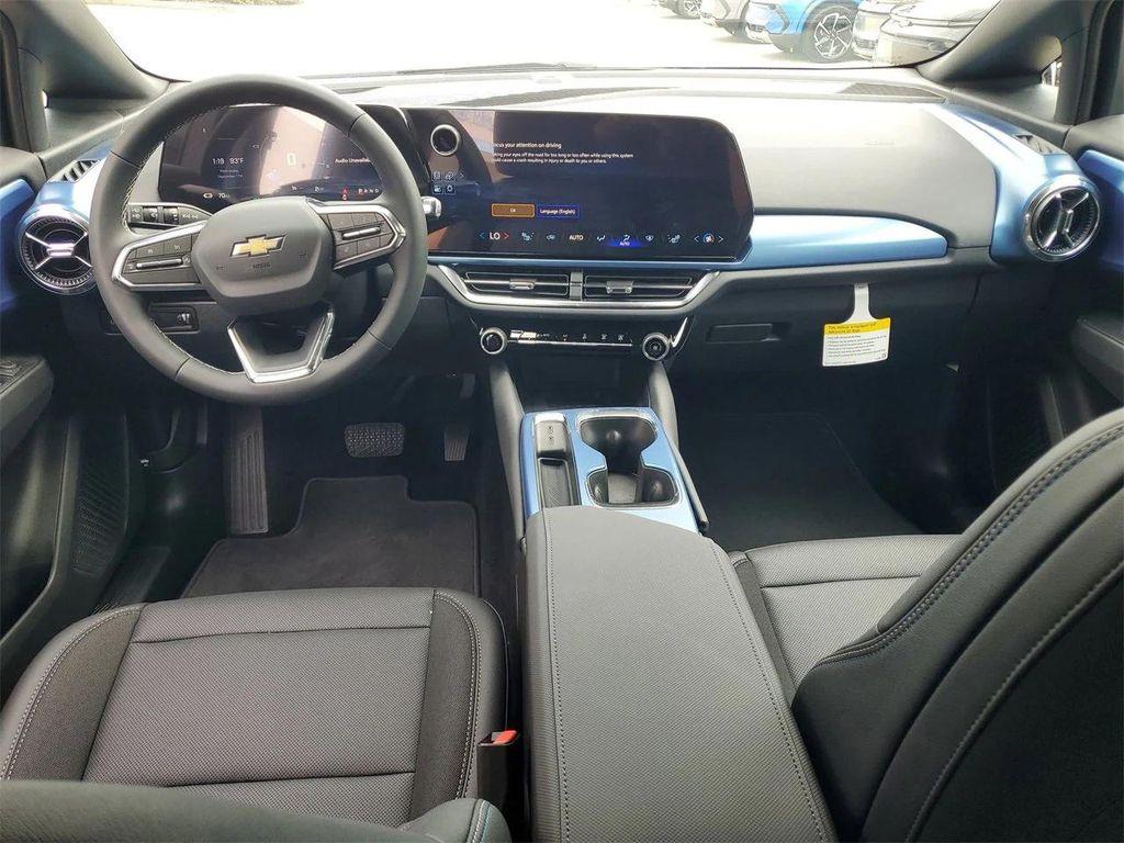 new 2025 Chevrolet Equinox EV car