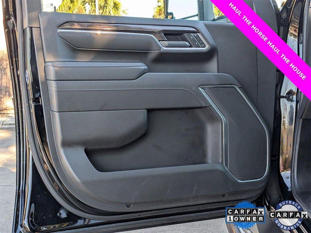 used 2025 Chevrolet Silverado 3500 car, priced at $72,888