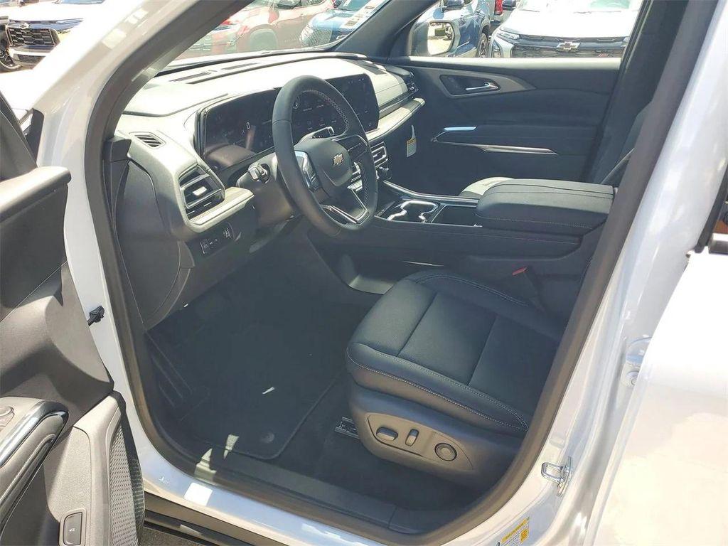 new 2026 Chevrolet Traverse car, priced at $46,960