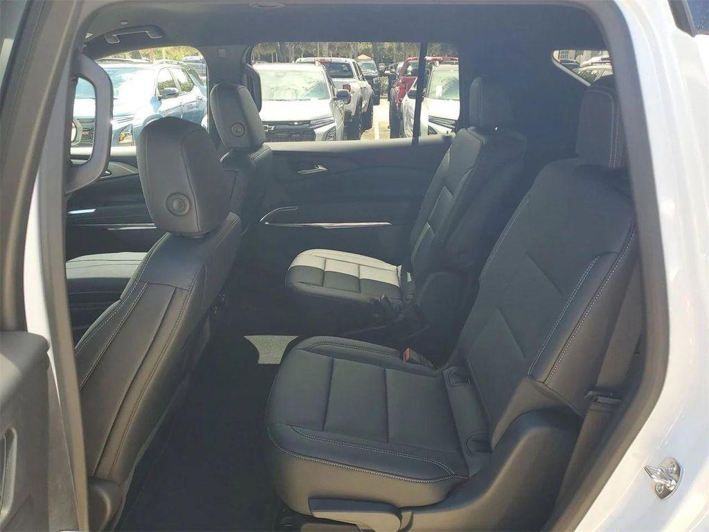 new 2026 Chevrolet Traverse car, priced at $46,960