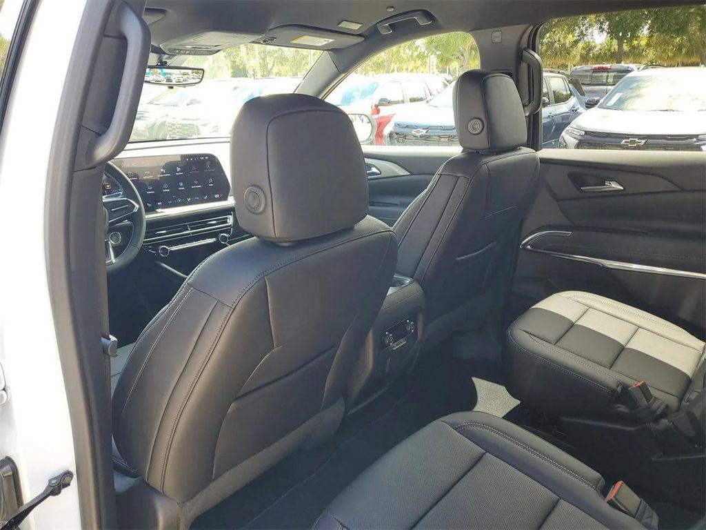 new 2026 Chevrolet Traverse car, priced at $46,960