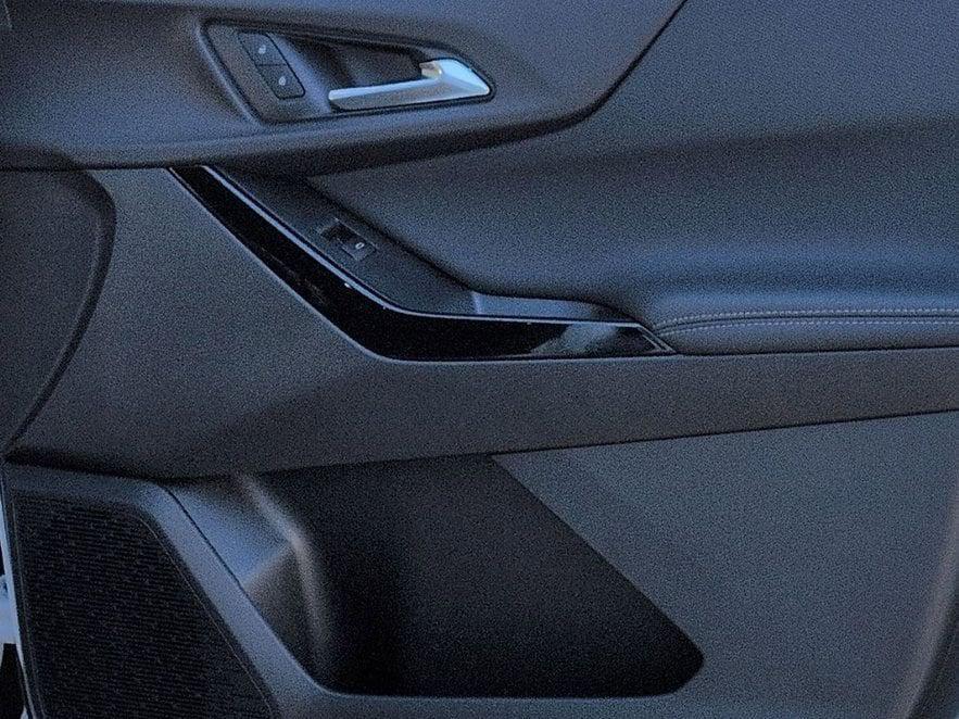 new 2026 Chevrolet Equinox car, priced at $28,330