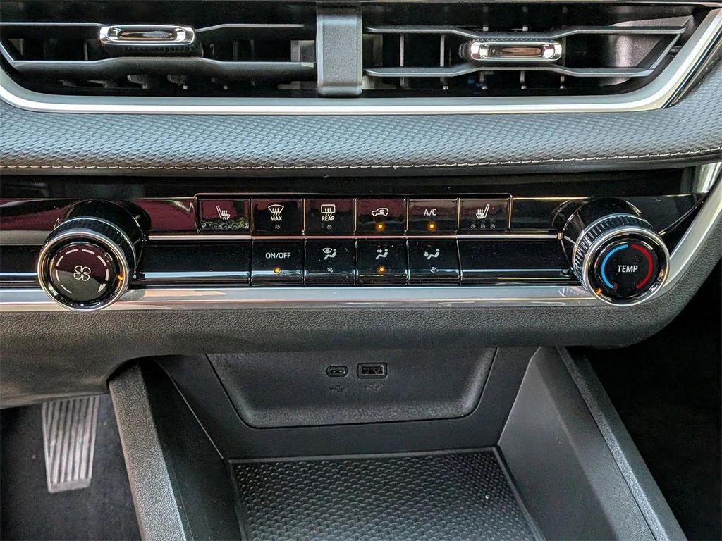 new 2026 Chevrolet Equinox car, priced at $27,535