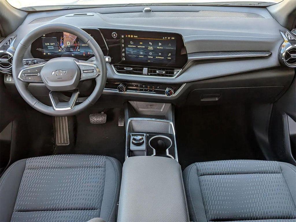 new 2026 Chevrolet Equinox car, priced at $27,535