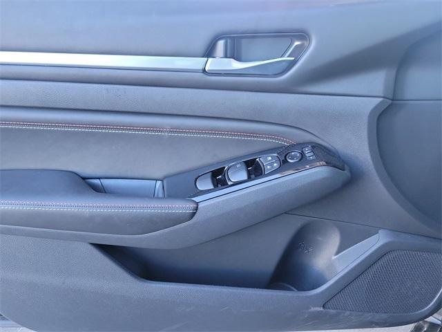 used 2023 Nissan Altima car, priced at $25,599