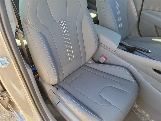 new 2025 Hyundai Elantra car, priced at $24,025