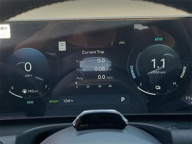 new 2025 Hyundai TUCSON Hybrid car, priced at $33,543