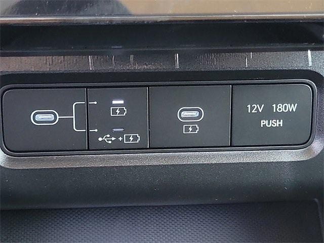 new 2025 Hyundai TUCSON Hybrid car, priced at $33,543