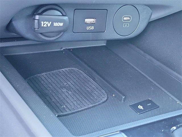 new 2025 Hyundai Elantra car, priced at $21,714