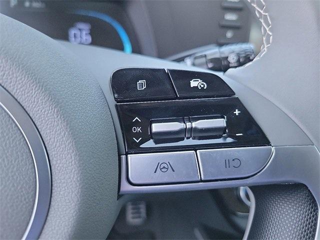 new 2025 Hyundai Elantra car, priced at $21,714