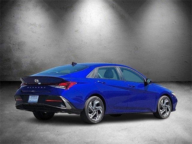 new 2025 Hyundai Elantra car, priced at $21,714