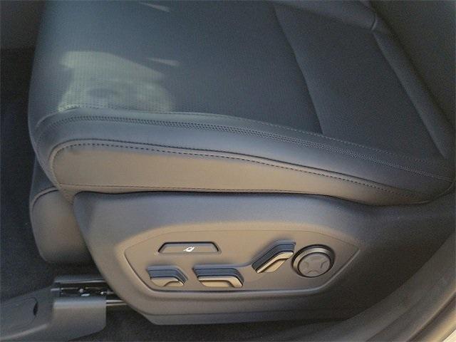 new 2025 Hyundai Santa Fe car, priced at $47,185