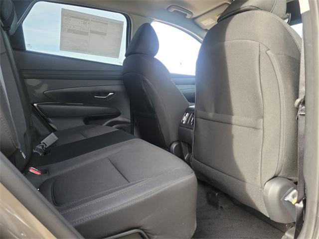 new 2026 Hyundai TUCSON Hybrid car, priced at $33,045