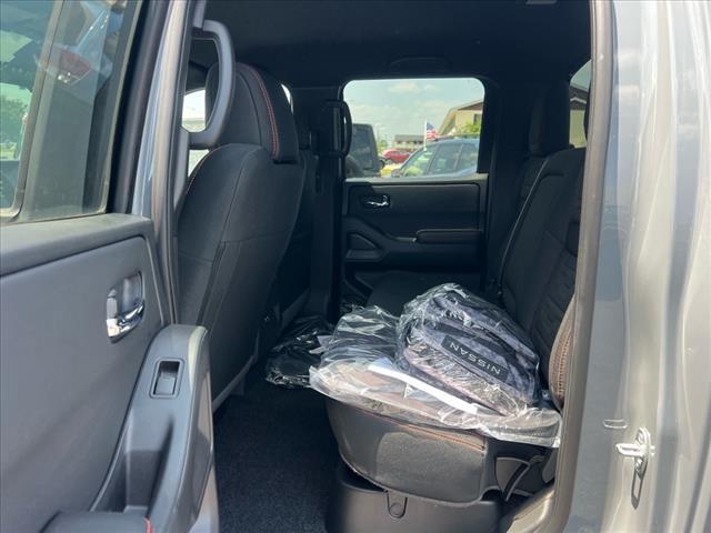 new 2025 Nissan Frontier car