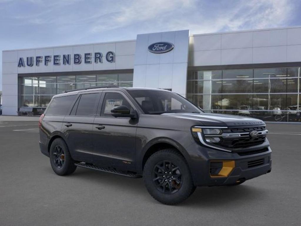 new 2026 Ford Expedition car, priced at $76,890