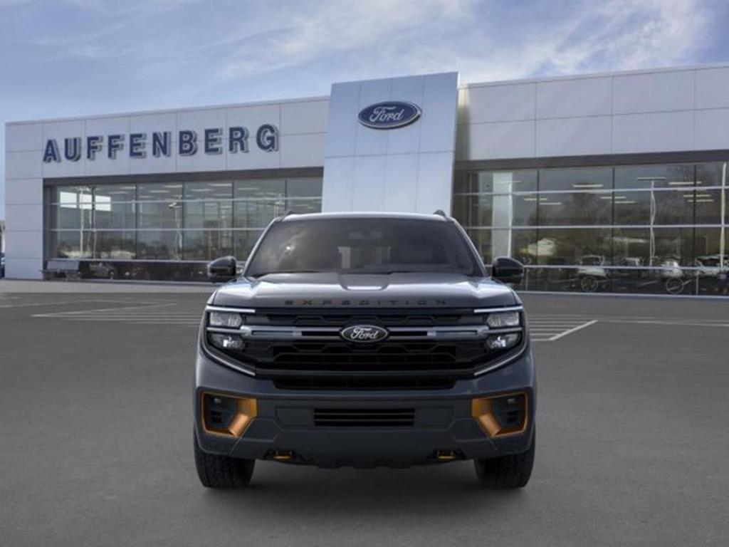 new 2026 Ford Expedition car, priced at $76,890