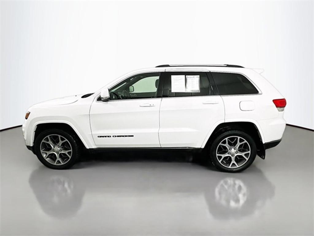 used 2018 Jeep Grand Cherokee car, priced at $18,799